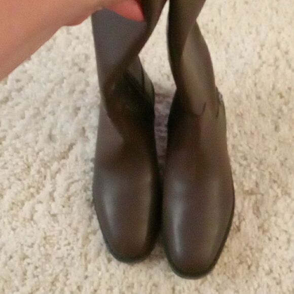 Aerosoles Taba brown faux leather tall shaft riding boot with 1" heel size 7 NWT - Picture 6 of 8